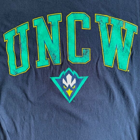 UNCW Seahawks Mens SZ L LS Crewneck Tee Blue Univ of NC Wilmington 100% Cotton - Picture 6 of 9
